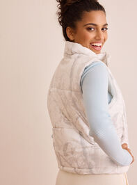 Wander Camo Puffer Vest Detail 6 - TULLABEE