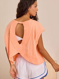 In Motion Circle Back Tee - TULLABEE