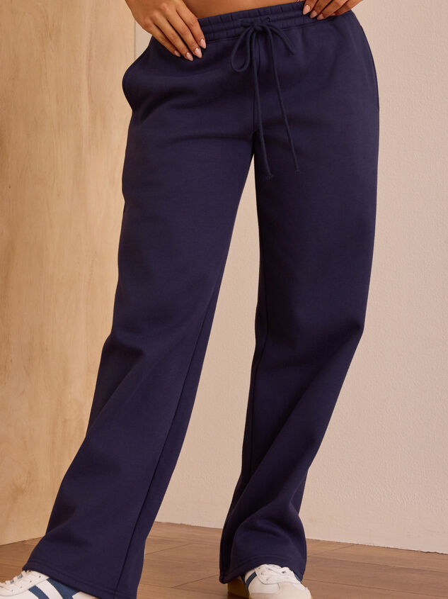 Layup Bow Straight Leg Pant Detail 3 - TULLABEE