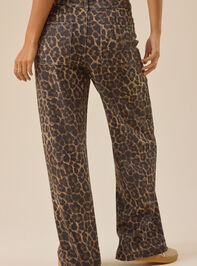 Fawn Cheetah Baggy Pants Detail 5 - TULLABEE