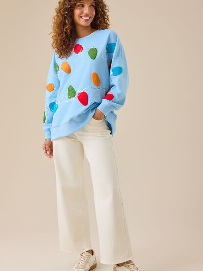 Christmas Lights Crew Neck - TULLABEE