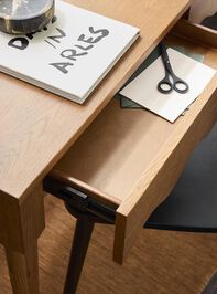 Phoebe Desk Detail 7 - TULLABEE