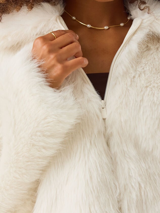 Giselle Sherpa Jacket Detail 4 - TULLABEE