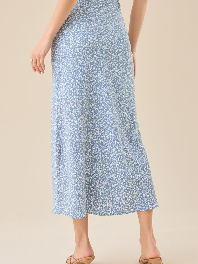 Amora Floral Midi Skirt Detail 5 - TULLABEE