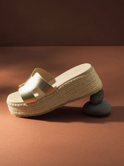 Viviann Platform Sandals - TULLABEE