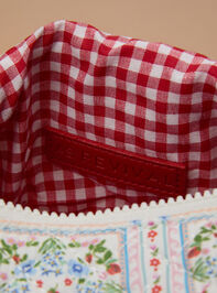 Everly Quilted Makeup Bag Detail 2 - TULLABEE