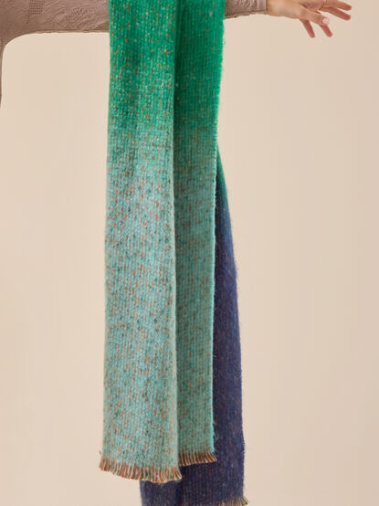 Tanya Scarf - TULLABEE