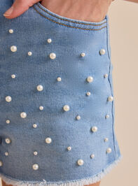 Jensine Pearl Denim Shorts Detail 2 - TULLABEE