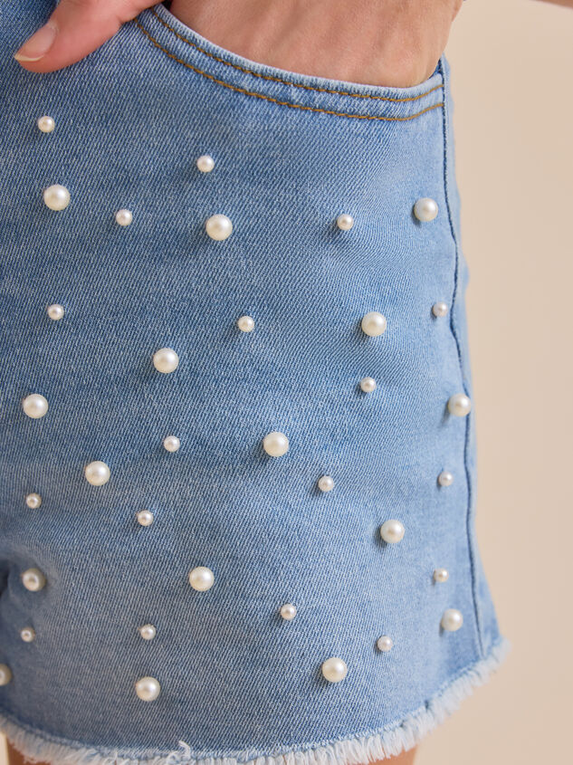 Jensine Pearl Denim Shorts Detail 2 - TULLABEE