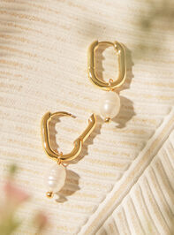 Rectangle Pearl Hoop - TULLABEE