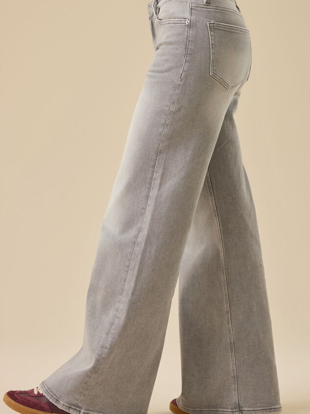 Taylor Wide Leg Jean Detail 4 - TULLABEE