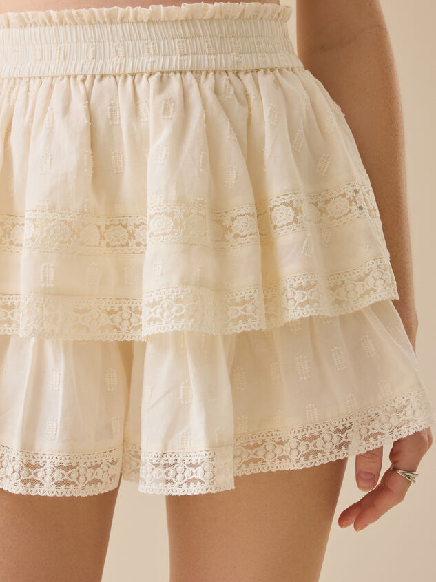 Raleigh Layered Lace Shorts Detail 3 - TULLABEE
