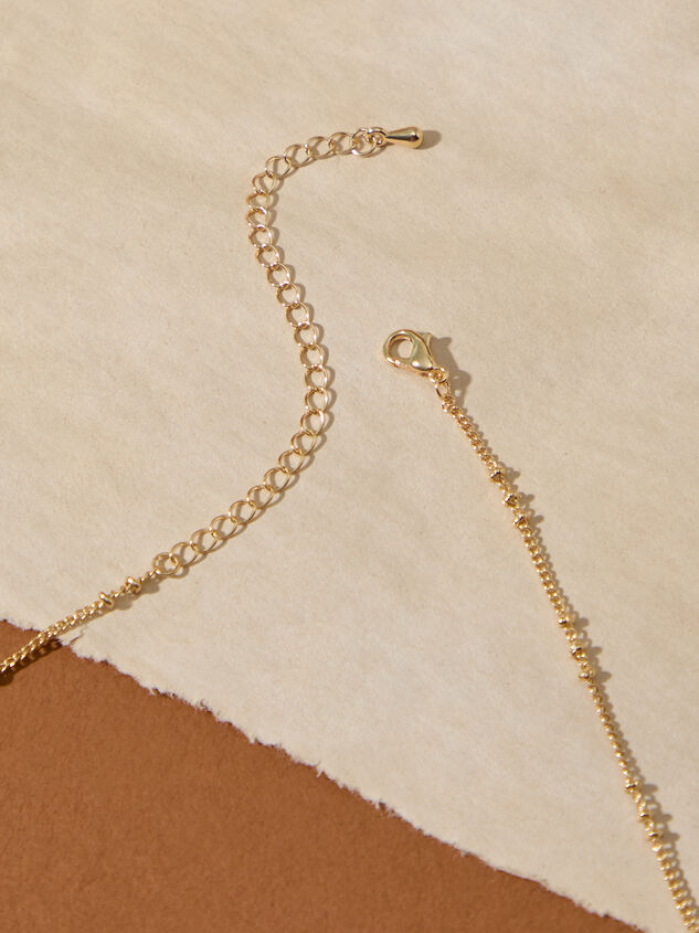 Dainty Clover Charm Choker Necklace Detail 3 - TULLABEE