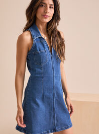 Penelope Collared Denim Dress Detail 5 - TULLABEE