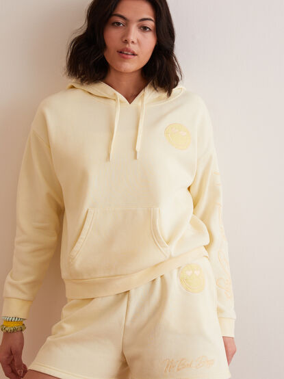 No Bad Days Graphic Hoodie - TULLABEE