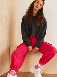 Pump It Up Crew Pullover - TULLABEE