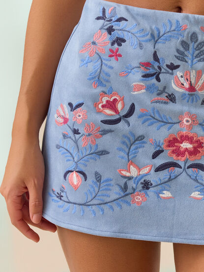 Julie Embroidered Mini Skort - TULLABEE