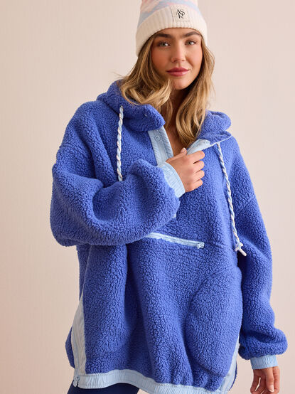 Sherpa Oversized Court Hoodie - TULLABEE