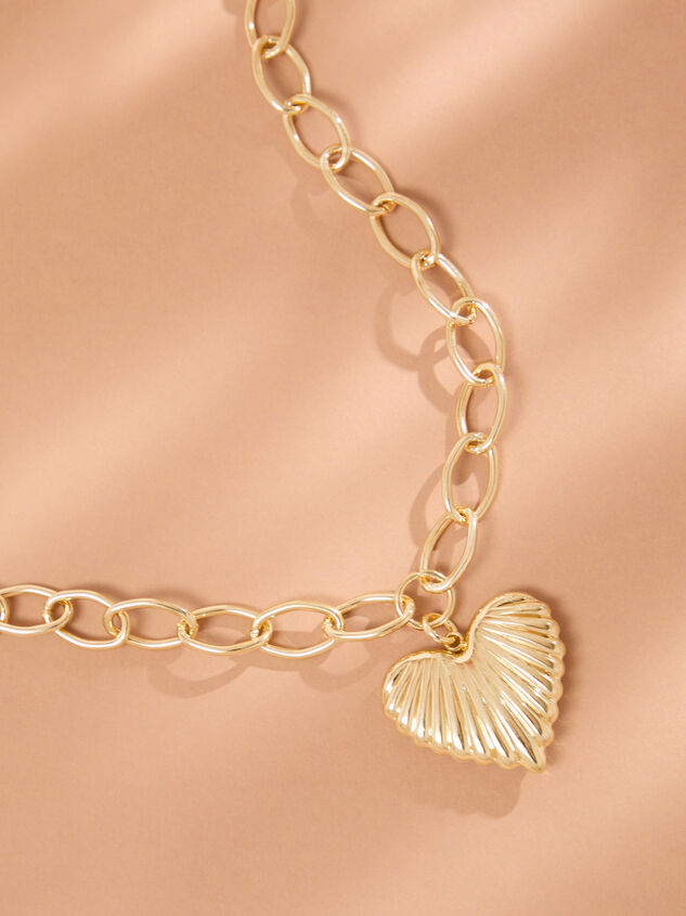 Ribbed Bubble Heart Necklace Detail 2 - TULLABEE