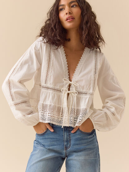 Viviana Woven Crochet Top - TULLABEE
