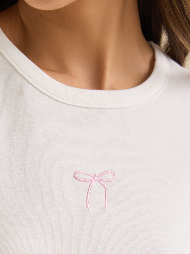 Embroidered Bow Baby Tee Detail 3 - TULLABEE