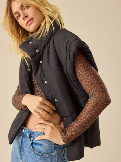 Juniper Puffer Vest - TULLABEE