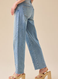 Sunny Cropped Jeans Detail 3 - TULLABEE