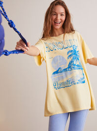 Honolulu Oversized Graphic Tee Detail 2 - TULLABEE