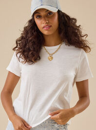 Kyla Girlfriend Tee - TULLABEE