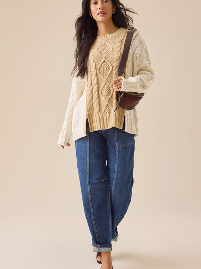 Emmaline Oversized Sweater - TULLABEE