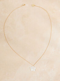 Izzy Dainty Flower Charm Necklace Detail 2 - TULLABEE