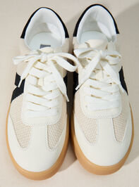 Alex Platform Sneaker Detail 4 - TULLABEE