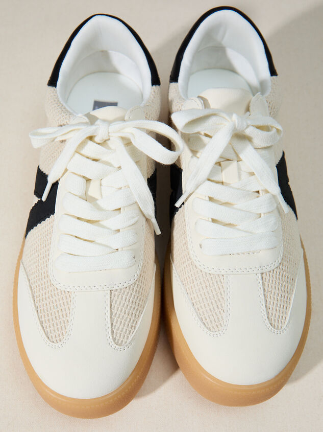 Alex Platform Sneaker Detail 4 - TULLABEE