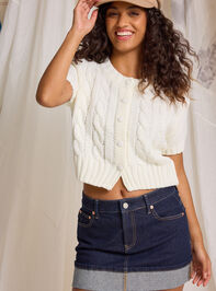 Juliet Cable Cropped Cardigan Detail 2 - TULLABEE