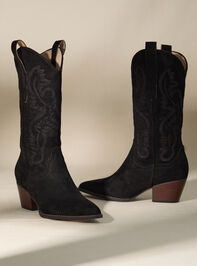 Amaya Western Boots Detail 2 - TULLABEE