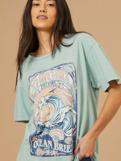 Cowgirl Dreams Oversized Tee - TULLABEE