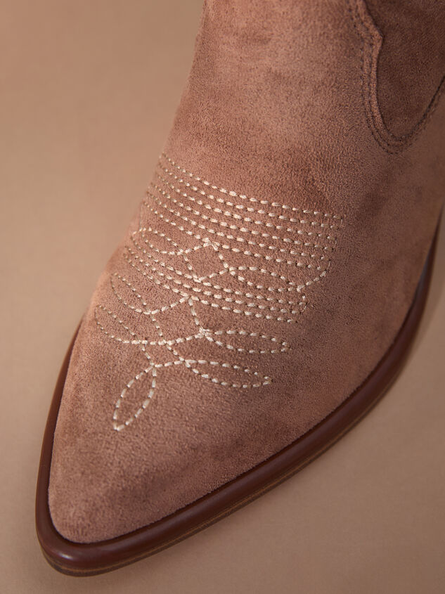 Kalli Western Boots Detail 5 - TULLABEE