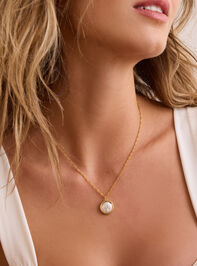 Freshwater Pearl Charm Necklace - TULLABEE