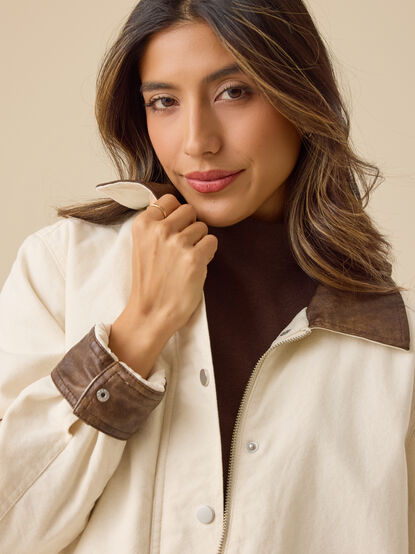 Anna Barn Jacket - TULLABEE