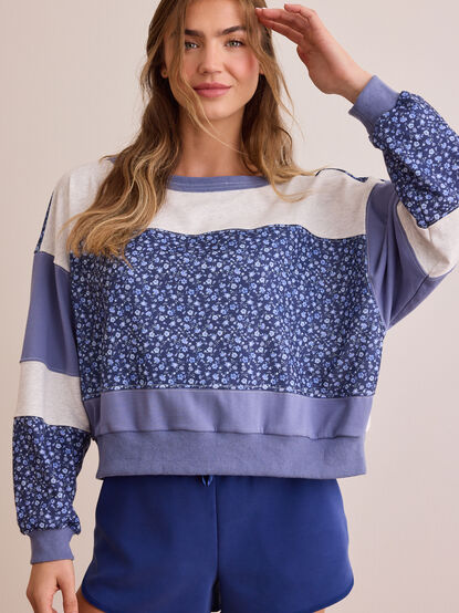 Pressure Mixed Floral Pullover - TULLABEE