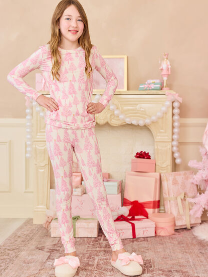 Sugar & Spruce Lounge Set - TULLABEE