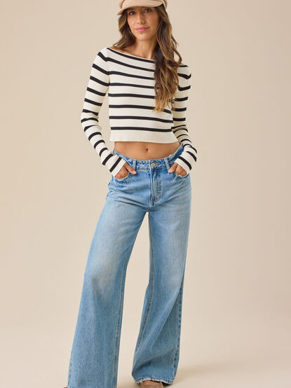 Sophi Striped Boat Neck Top - TULLABEE