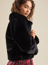 Jamie Collard Fur Jacket Detail 3 - TULLABEE