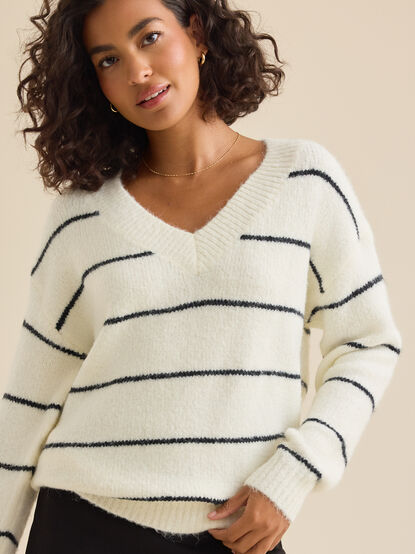 Lucian Striped V-Neck Sweater - TULLABEE