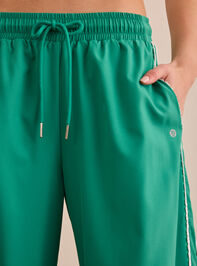 On The Run Detailed Pants Detail 2 - TULLABEE