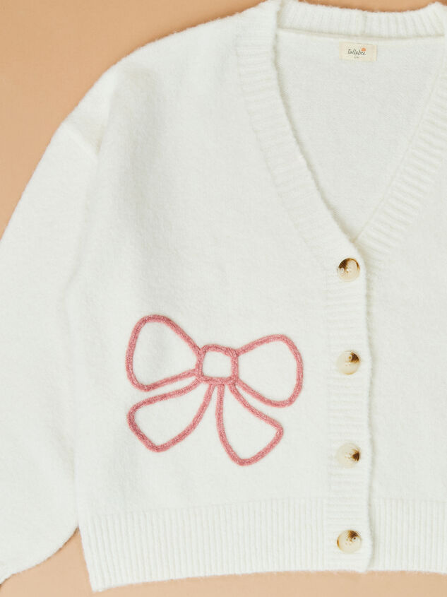 Bailey Bow Stitch Mama Cardigan Detail 3 - TULLABEE