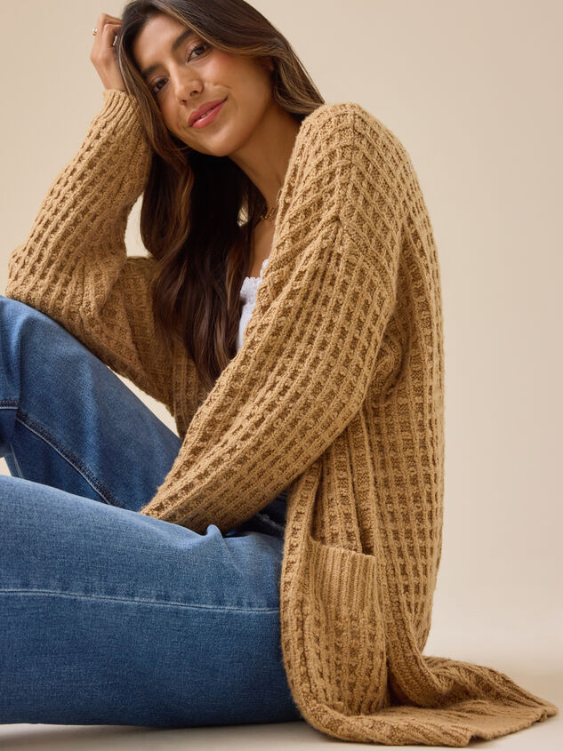 Hadley Oversize Waffle Cardigan Detail 3 - TULLABEE