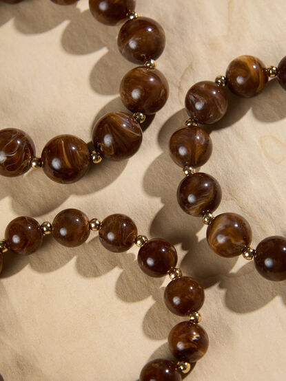 Beaded Resin Stretch Bracelet Set - TULLABEE