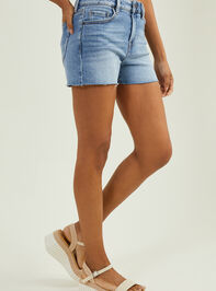 Mila High Rise Stretch Shorts Detail 3 - TULLABEE