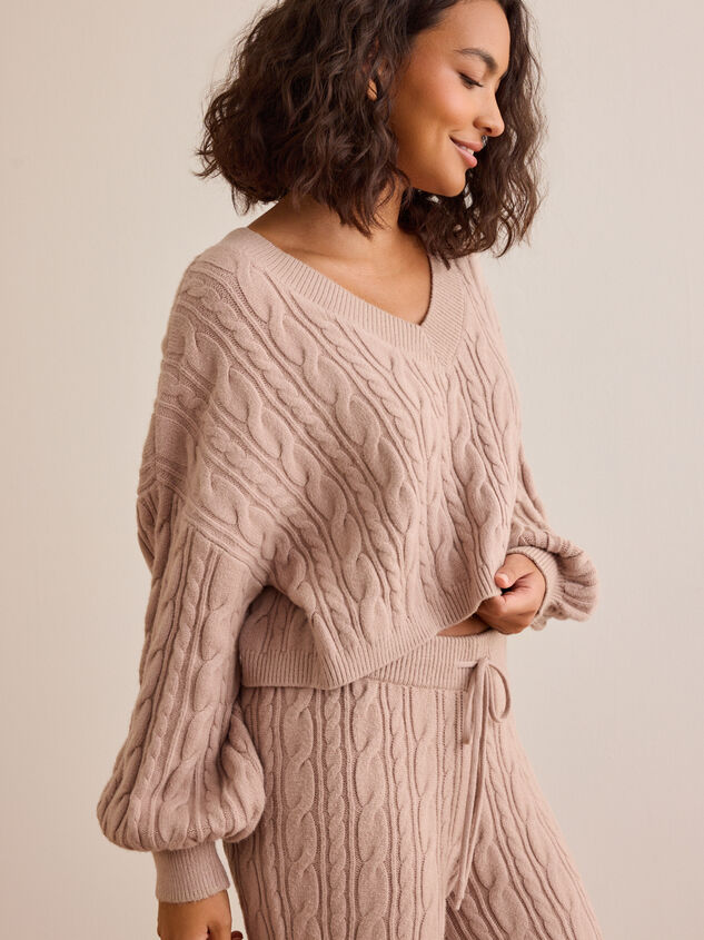 Dreamline Cable Knit Sweater Detail 4 - TULLABEE